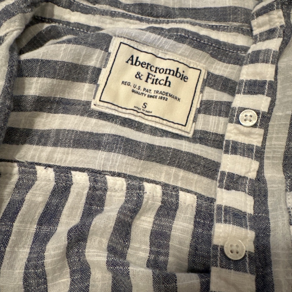 A&F stripped button up - Picture 2 of 2